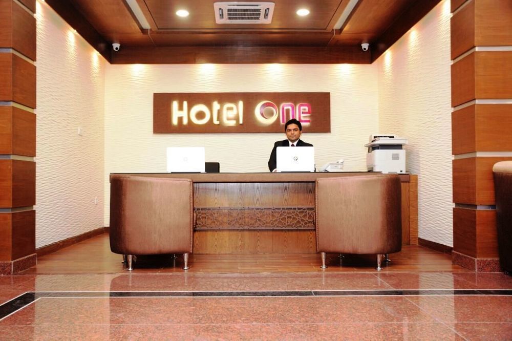 Hotel One Lalazar Multan Extérieur photo